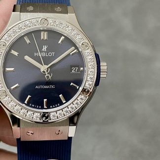 【Super Clone】565.NX.7170.RX.1204 Hublot Classic Fusion Titanium Blue Diamonds
