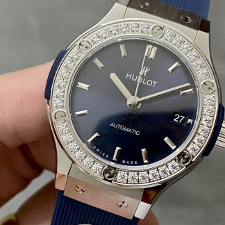 【Super Clone】565.NX.7170.RX.1204 Hublot Classic Fusion Titanium Blue Diamonds